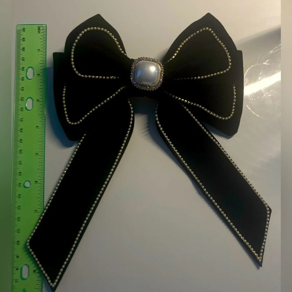 🌟 Rhinestone Pearl Bow Hair Clip